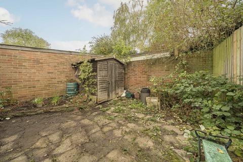 1, Morecroft Manor Road, Twickenham, TW2 5DQ