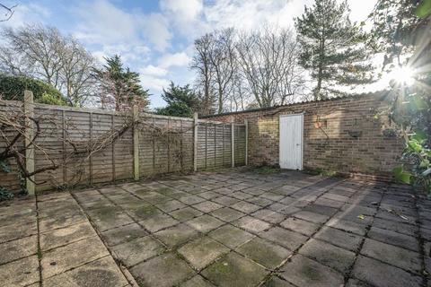 3 bedroom terraced house for sale, Lancaster Place, Twickenham TW1