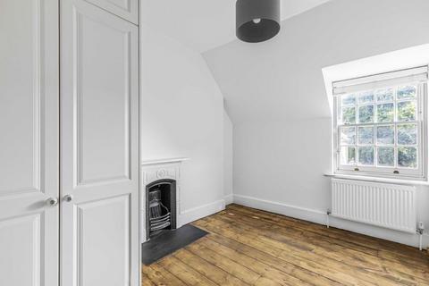 38 Campbell Road, Twickenham, TW2 5BY