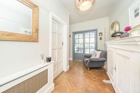 3 bedroom house for sale, Montrose Avenue, Whitton TW2