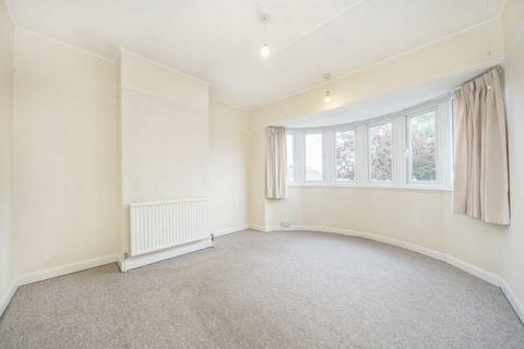 3 bedroom house for sale, Glasbrook Avenue, Whitton TW2