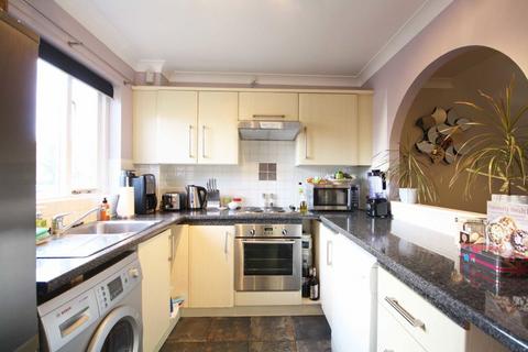 2 bedroom house to rent, Varsity Drive, Twickenham TW1