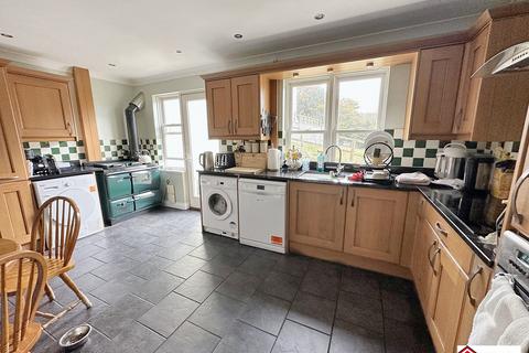 4 bedroom detached house for sale, Ystradfellte Road, Pont Nedd Fechan, West Glamorgan. SA11 5UW