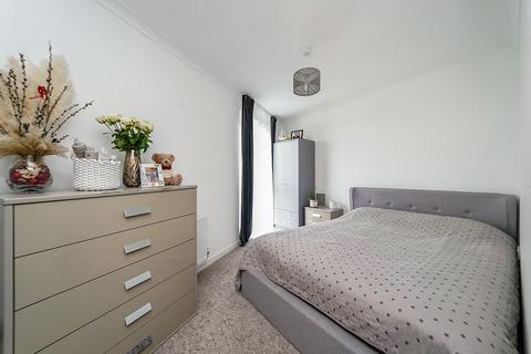 Flat 404, Leslie Hitchcock House, 21 Minter Road, Barking, IG11 0TH
