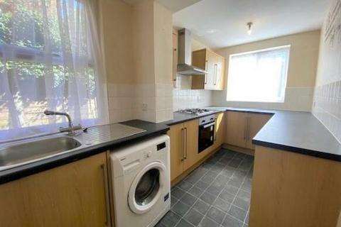 2 bedroom terraced house to rent, Salisbury Street, Northampton NN2