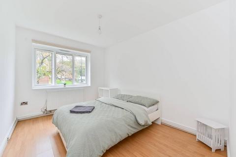 3 bedroom flat for sale, Kingswood Estate, Gipsy Hill, London, SE21