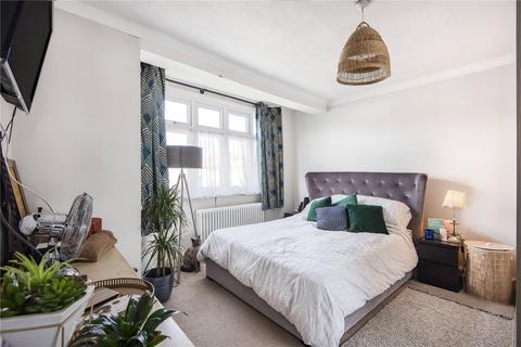 3 bedroom terraced house for sale, Chailey Avenue, London, EN1