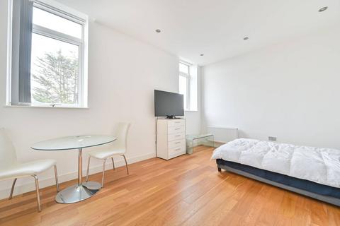 Studio for sale, Greenford, Perivale, Greenford, UB6