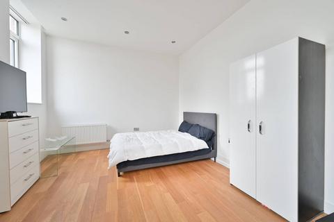 Studio for sale, Greenford, Perivale, Greenford, UB6