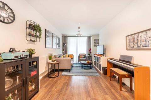 1 bedroom flat for sale, Foster Apartments, Wembley Park, WEMBLEY, HA9