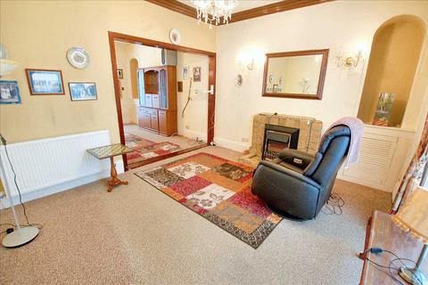 4 bedroom terraced house for sale, 16 Tremeyrick Street