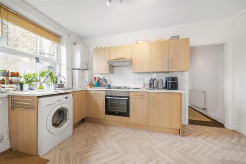 2 bedroom flat for sale, Auckland Hill, West Norwood, SE27