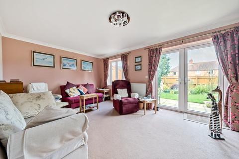 3 bedroom end of terrace house for sale, Macford Court, Axminster EX13