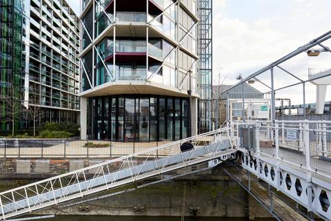 2 bedroom houseboat for sale, Kirtling Street, Nine Elms, SW8