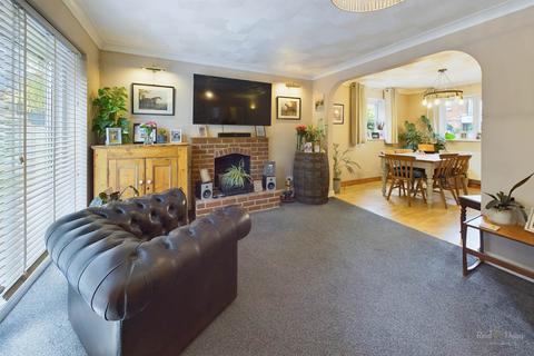 4 bedroom detached house for sale, Station Road, Berwick