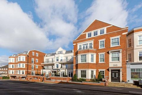 2 bedroom apartment to rent, London Road, Sevenoaks  TN13 1FH