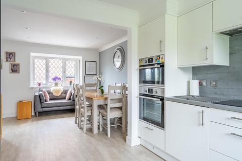 16 Ashmeade Close, York, YO24 2YB