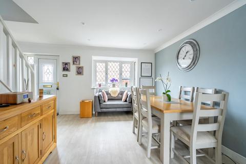 16 Ashmeade Close, York, YO24 2YB