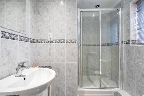 16 Ashmeade Close, York, YO24 2YB