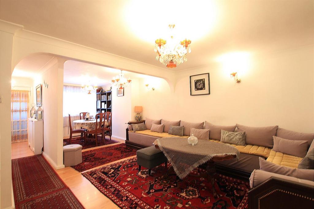 Through Lounge