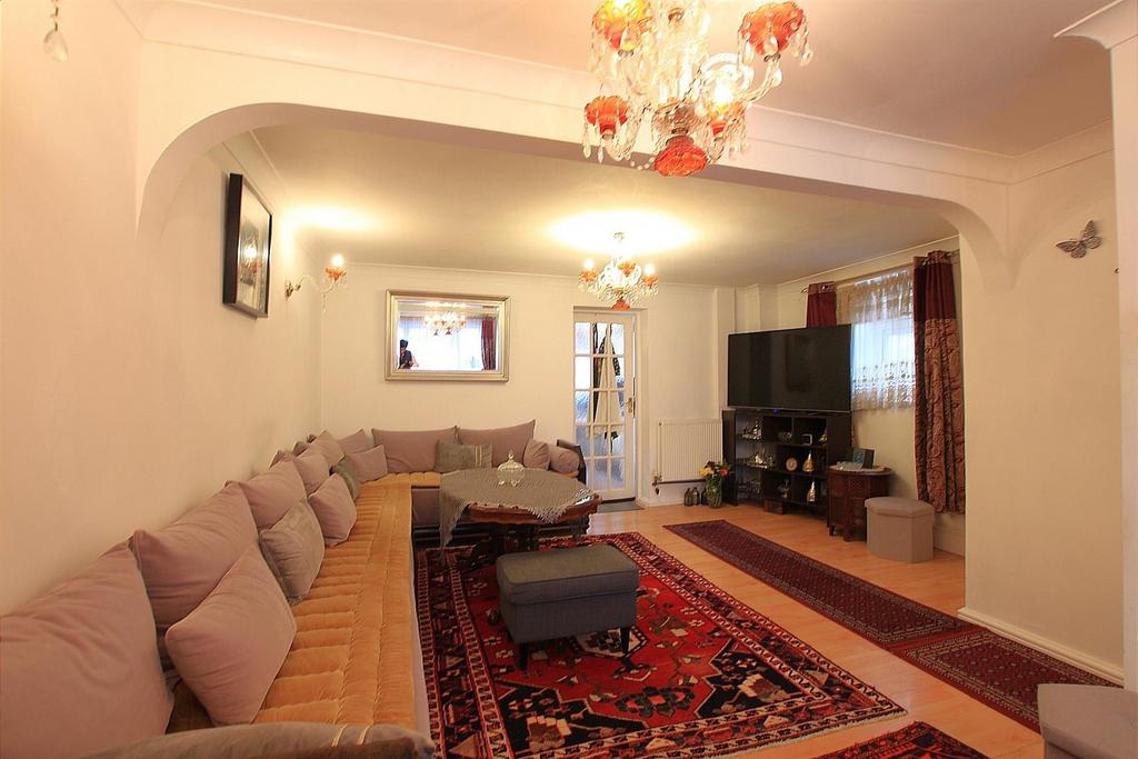 Through Lounge