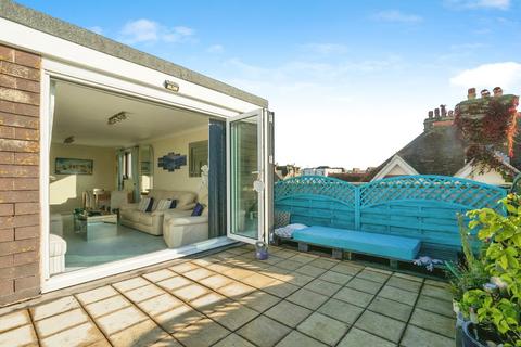 2 bedroom flat for sale, Clifford Road, Bexhill-on-Sea, TN40