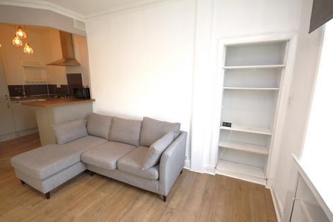 1 bedroom flat to rent, Albion Road, Edinburgh, EH7