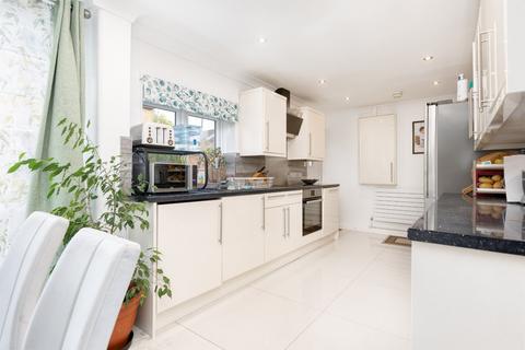 30 Austen Paths, Stevenage, SG2 0NR