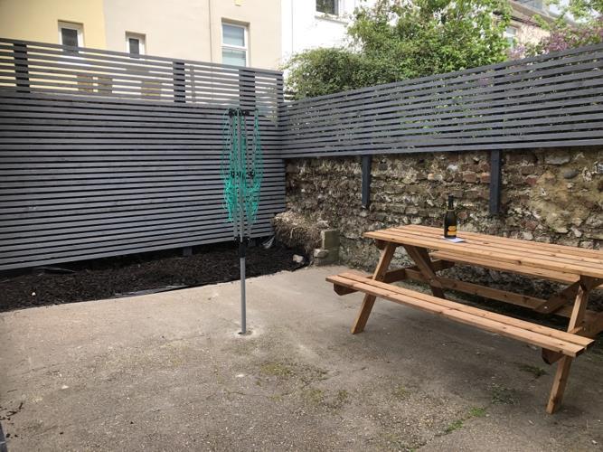 12 Edin (2) garden.png