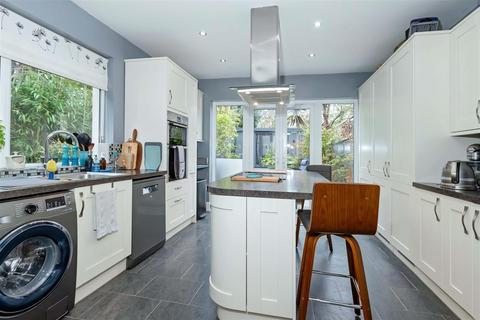 4 bedroom house for sale, Chesswood Road, Worthing