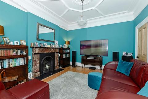 4 bedroom house for sale, Chesswood Road, Worthing