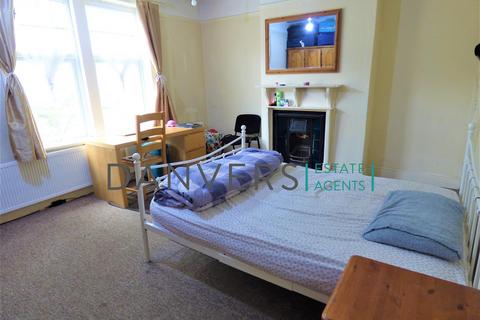 4 bedroom terraced house to rent, Barclay Street, Leicester LE3