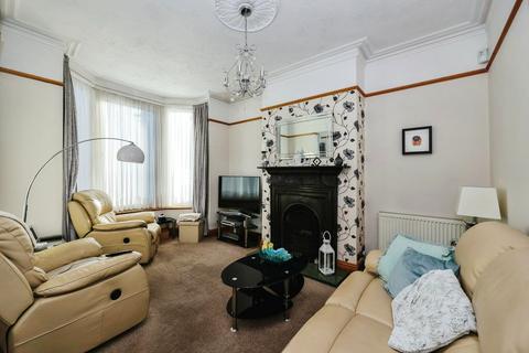 3 bedroom terraced house for sale, Hellyer Road, Southsea, PO4