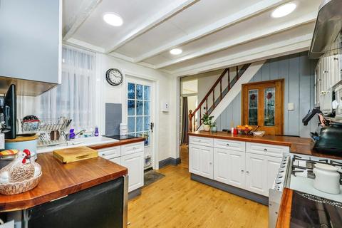 3 bedroom terraced house for sale, Hellyer Road, Southsea, PO4