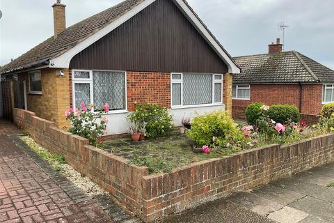 3 bedroom bungalow for sale, Grasmere Avenue, Ramsgate, Kent