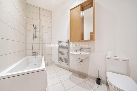 2 bedroom apartment to rent, Evelyn Street London SE8