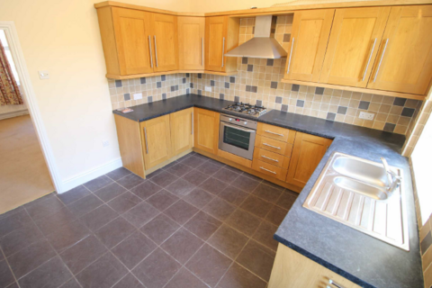 2 bedroom end of terrace house to rent, Davis Street, Longridge PR3