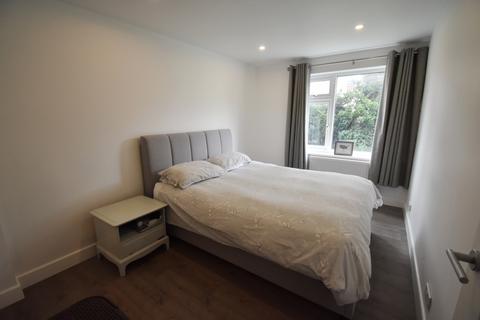 2 bedroom flat to rent, Alma Road Sidcup DA14