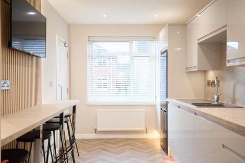 5 bedroom semi-detached house to rent, Norwich NR4