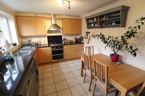 3 bedroom terraced house for sale, Jessop Road, Stevenage, Hertfordshire, SG1