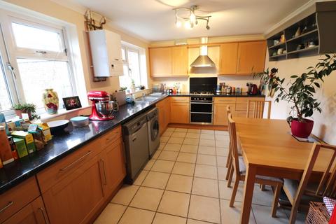 3 bedroom terraced house for sale, Jessop Road, Stevenage, Hertfordshire, SG1