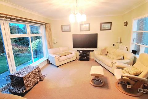 2 bedroom detached bungalow for sale, Rectory Close, Gosport PO12