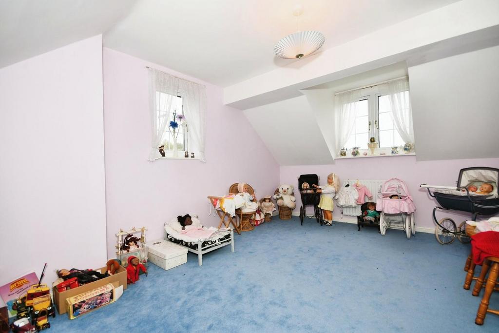 BEDROOM 1.jpg