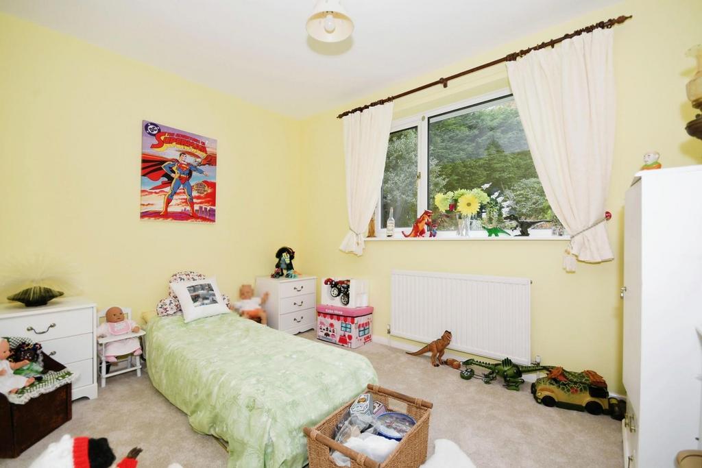 BEDROOM 5.jpg