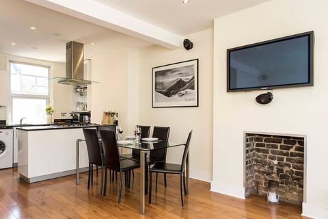 2 bedroom maisonette to rent, Ingelow Road, London SW8