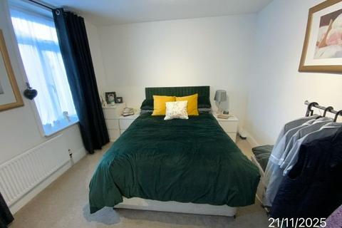 1 bedroom apartment to rent, Berry Road, Paignton, TQ3 3QL