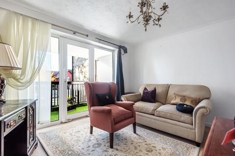 1 bedroom flat for sale, Watersmeet, Chesil Street, Winchester, Hampshire, SO23