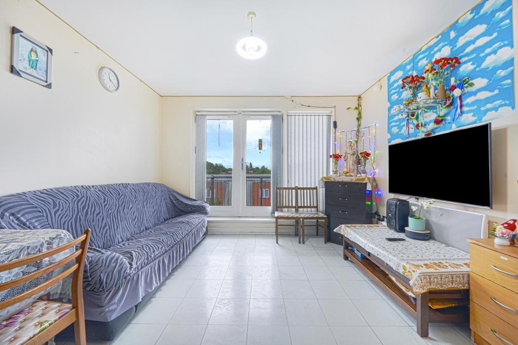 2 Bedroom Flat for sale