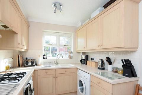 3 bedroom terraced house to rent, Artillery Mews, Reading, RG30 2JN