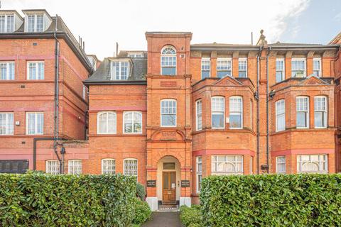 3 bedroom flat to rent, Frognal, Hampstead, London, NW3